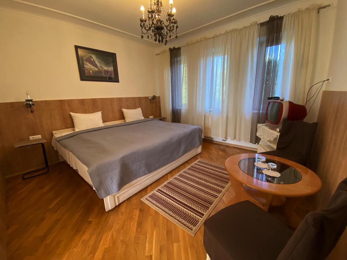 Olena Resort บรูคโฮโวตชี ภายนอก รูปภาพ