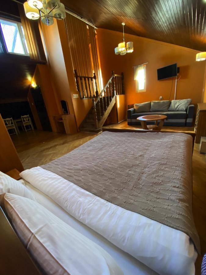 Olena Resort บรูคโฮโวตชี ภายนอก รูปภาพ